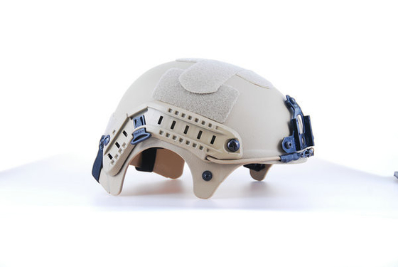 Bien ventilé Casque militaire tactique avec matériau d'aramide