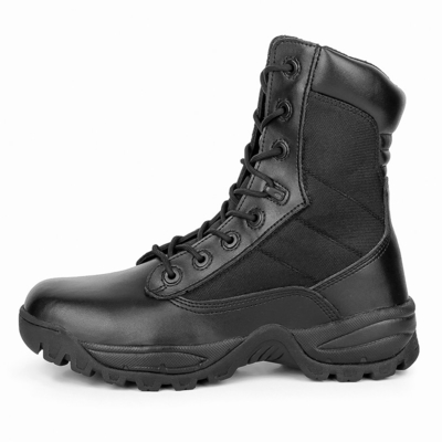 Bottes tactiques de combat conçues pour résister aux exigences des opérations de combat et tactiques