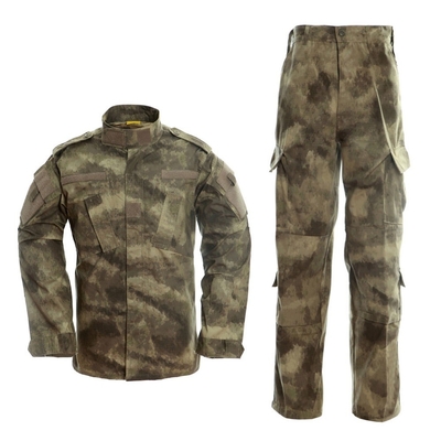 Un uniforme militaire de bonne ventilation --- BDU, camouflage
