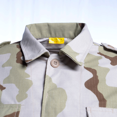Un uniforme militaire de bonne ventilation --- BDU, camouflage