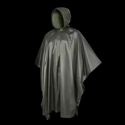 Vêtement de pluie poncho en polyester respirant vert olive pour les activités de plein air