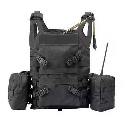 Veste tactique avec sac à eau