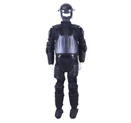 Une armure de 100% en fibres de polyester avec une résistance au feu et des performances élevées
